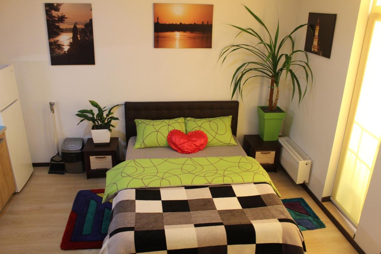 Comfortable Studio Apartments In A Secure Residential Complex Comfort Town Кт-02 基輔 外观 照片