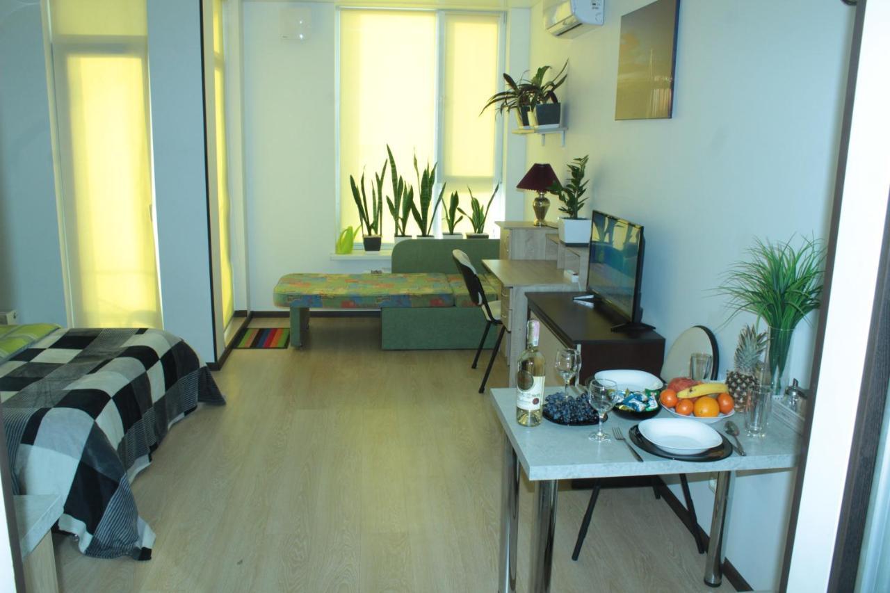 Comfortable Studio Apartments In A Secure Residential Complex Comfort Town Кт-02 基輔 外观 照片